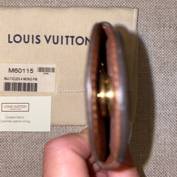 AUTHENTIC LOUIS VUITTON MULTICLES 4 MONO PM - Picture 4 of 4